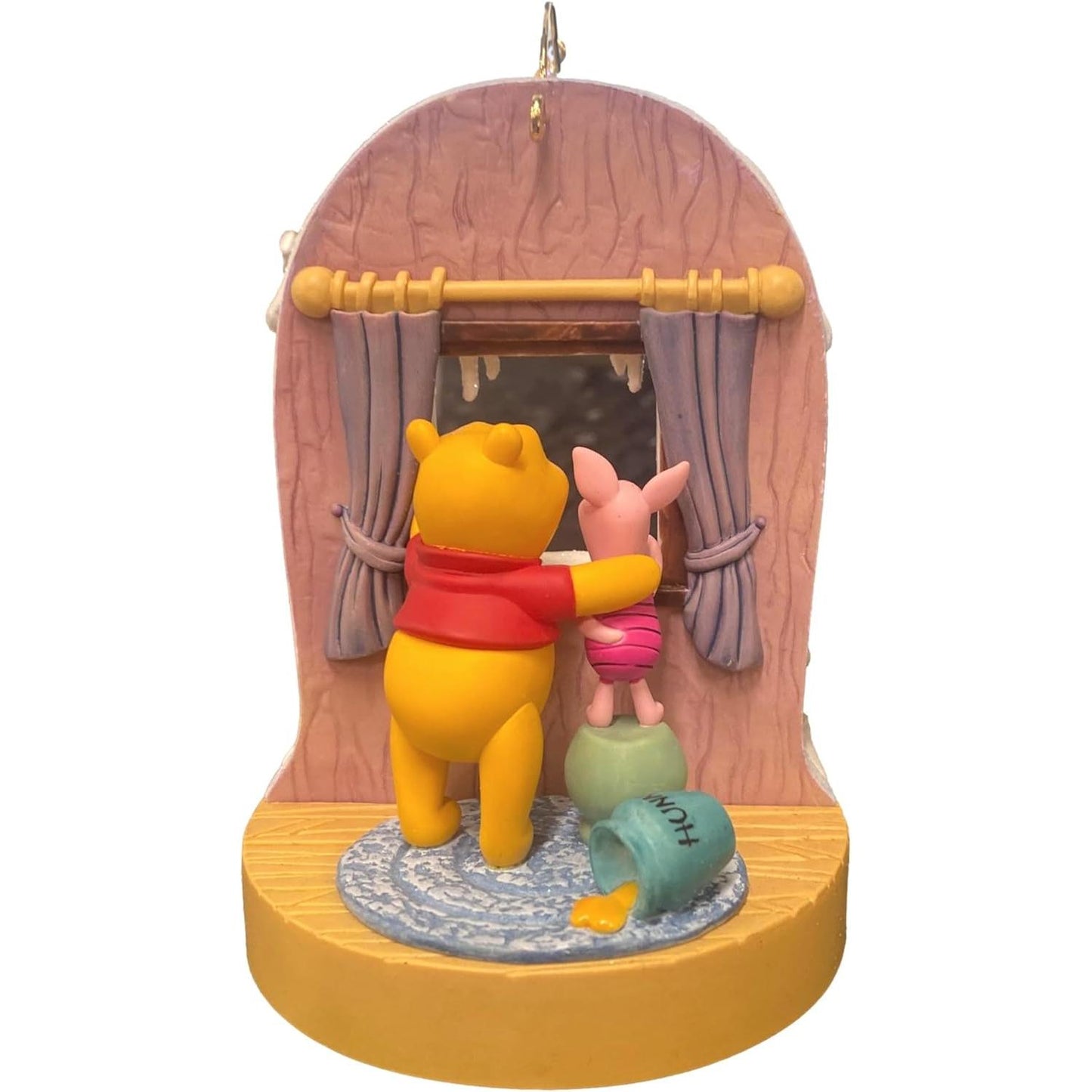 2008 Lucky Star Hallmark Ornament (Winnie the Pooh) QXD4104