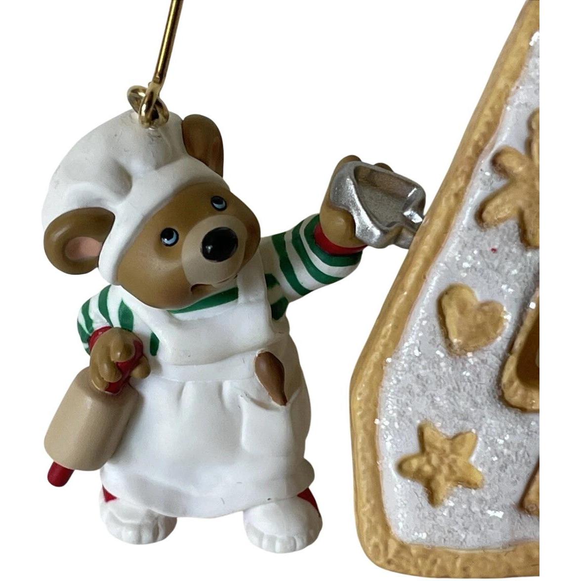 2008 My Fourth Christmas Hallmark Ornament (Child's Age Collection) QXG6091