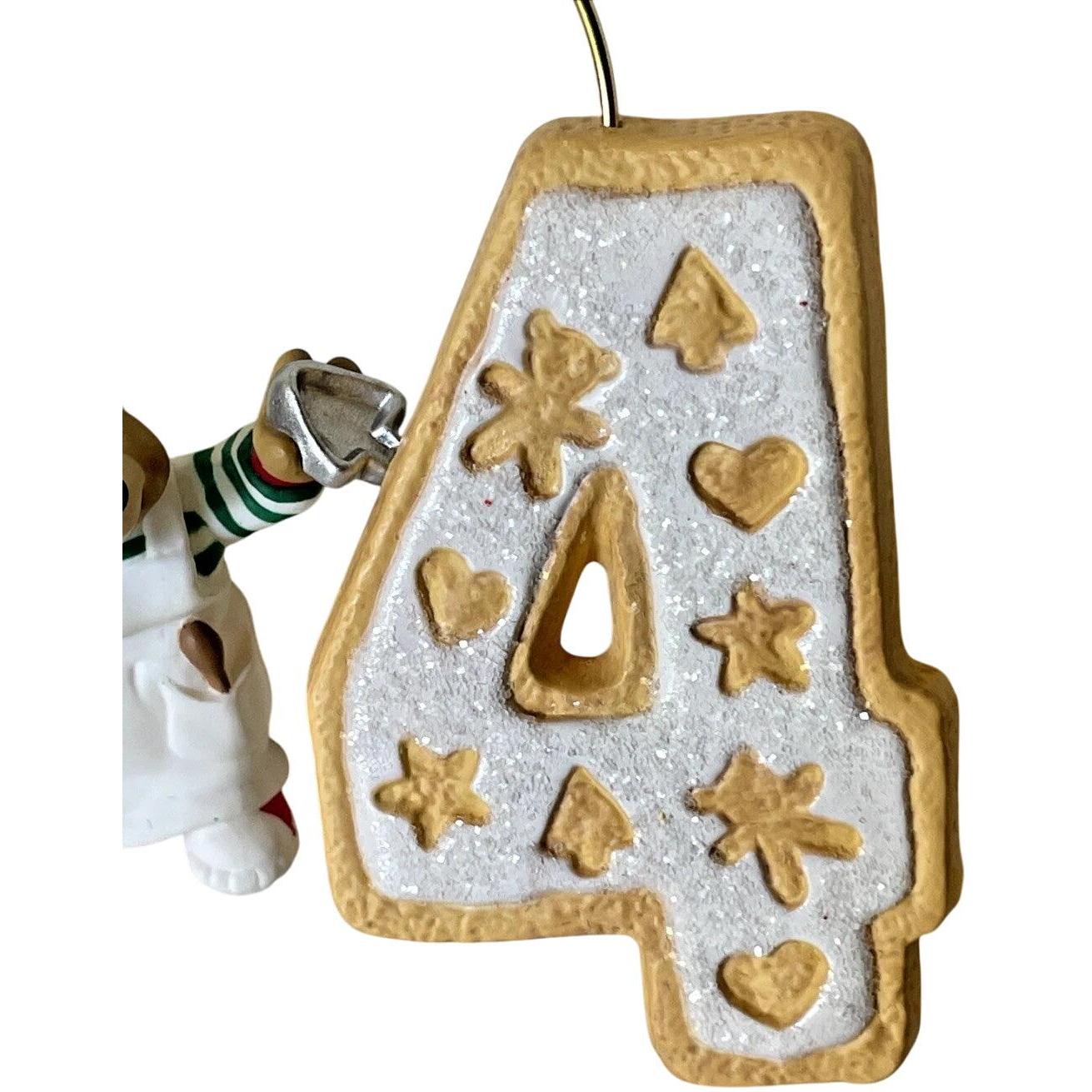 2008 My Fourth Christmas Hallmark Ornament (Child's Age Collection) QXG6091