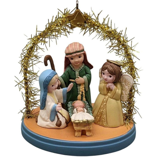 2008 A Precious Gift Hallmark Ornament (Nativity) QXG7084