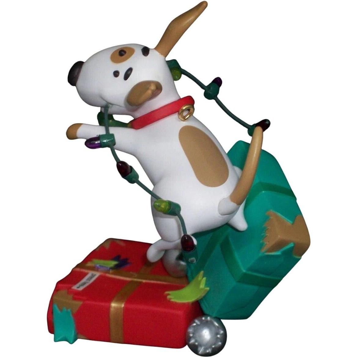2008 Bad to the Bone Hallmark Ornament (Puppy) QSR8061
