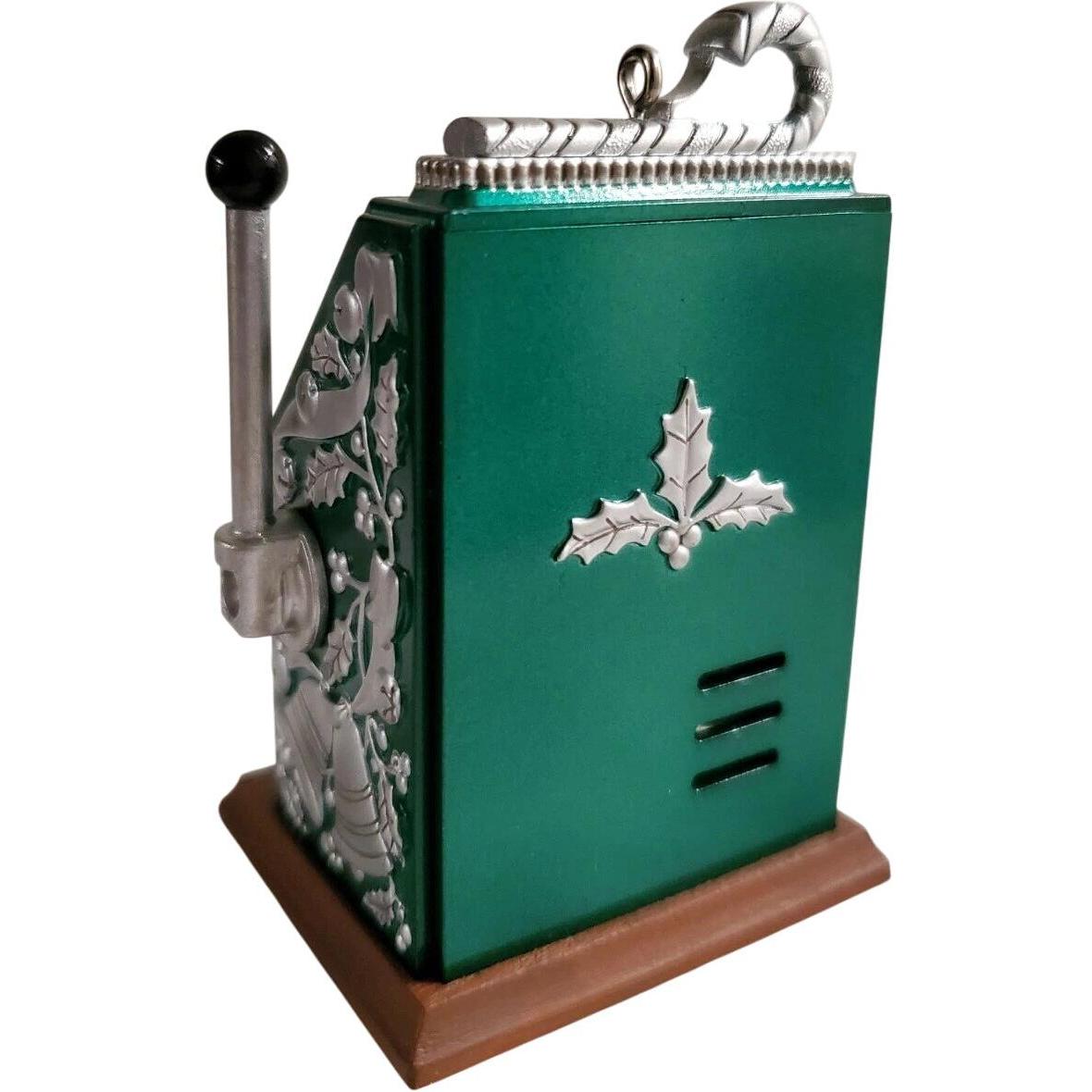 2008 Best Bucks Hallmark Ornament (Slot Machine) QXG2094