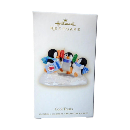 2008 Cool Treats Hallmark Ornament (Kris' Penguins) QXG7071 Image2
