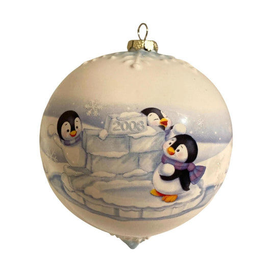 2008 Having a Snow Ball Hallmark Ornament (Kris' Penguins) LRP3421 Image1