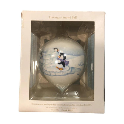 2008 Having a Snow Ball Hallmark Ornament (Kris' Penguins) LRP3421 Image2