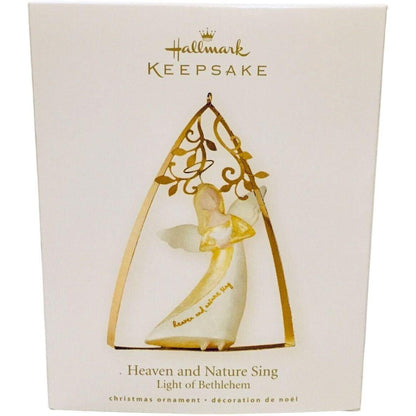 2008 Heaven and Nature Sing Hallmark Ornament (Light of Bethlehem) QXT8314