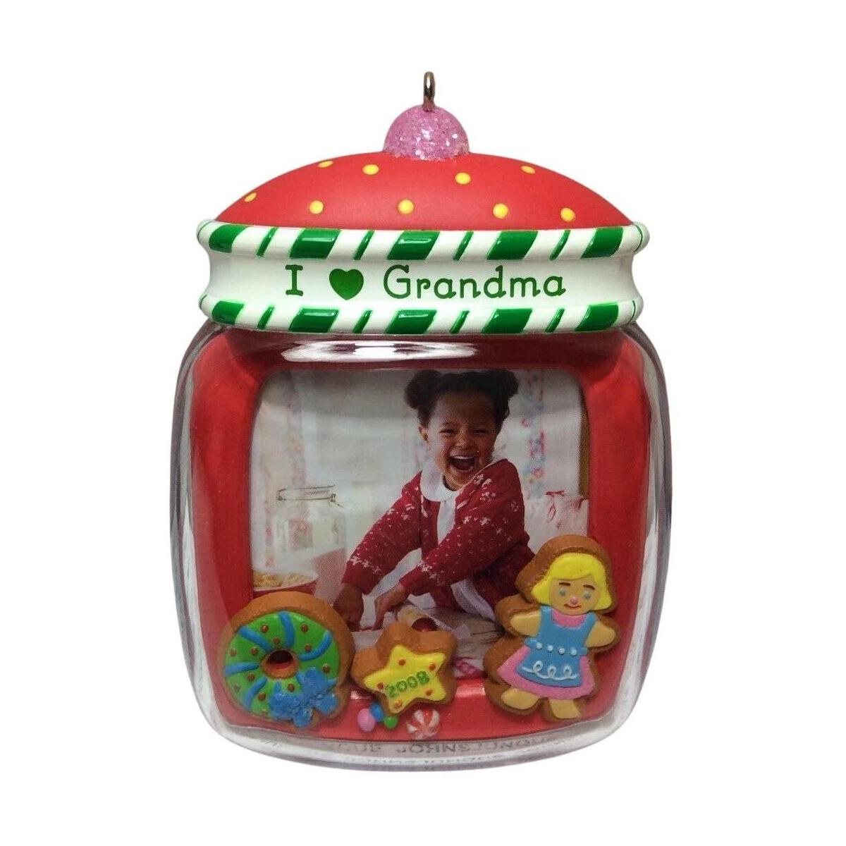 2008 I Love Grandma Hallmark Ornament (Photo Holder) QXG6144 Image1