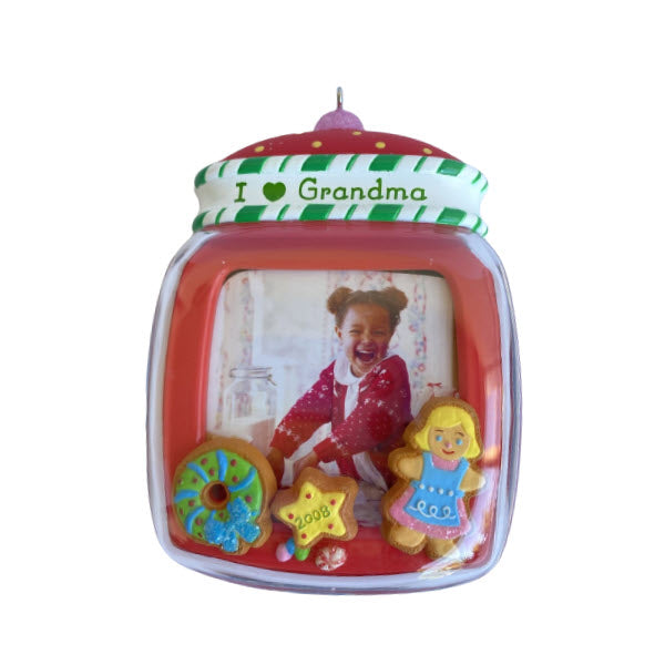 2008 I Love Grandma Hallmark Ornament (Photo Holder) QXG6144
