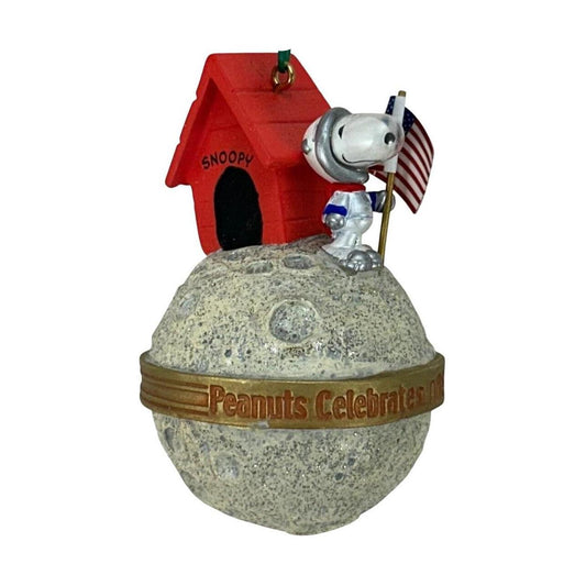 2008 Inspiration * Innovation * Discovery Hallmark Ornament (Peanuts) QK4374 Image1