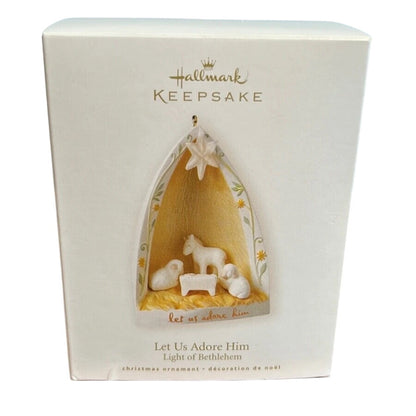 2008 Let Us Adore Him Hallmark Ornament (Light of Bethlehem) QXT8304 Image2