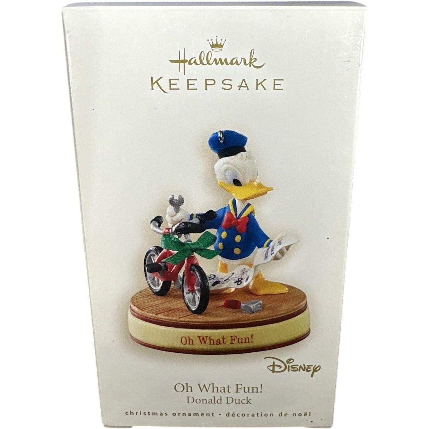 2008 Oh What Fun! Hallmark Ornament (Donald Duck) QXD4074