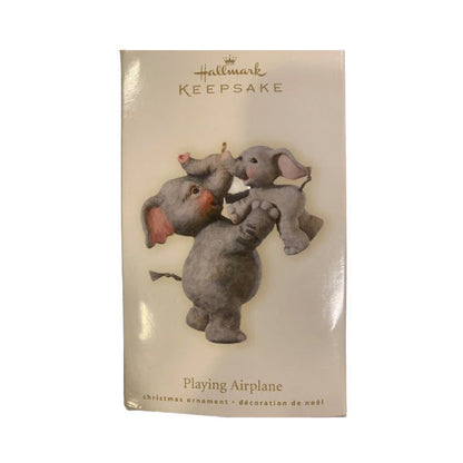 2008 Playing Airplane Hallmark Ornament (Animal) QXG6431