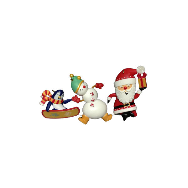 2008 Santa's Merry Crew Hallmark Ornament (Santa Claus) QP1141