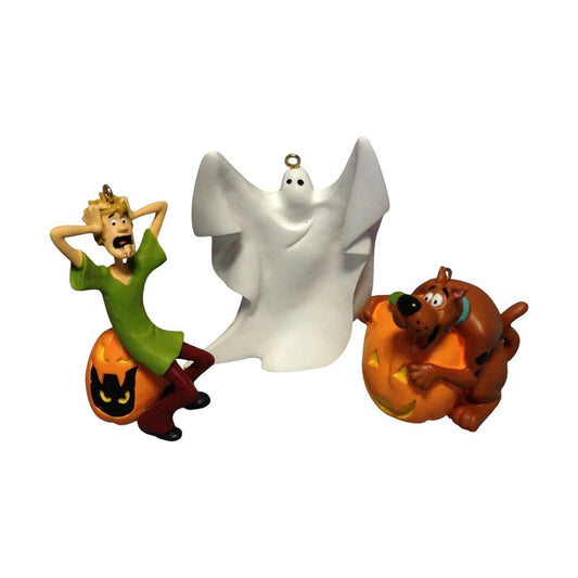 2008 Zoinks! It's a Ghost! Hallmark Ornament (Scooby-Doo) QFO6081 Image1