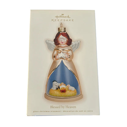 2009 Blessed by Heaven Hallmark Ornament (Angel) QHC4055