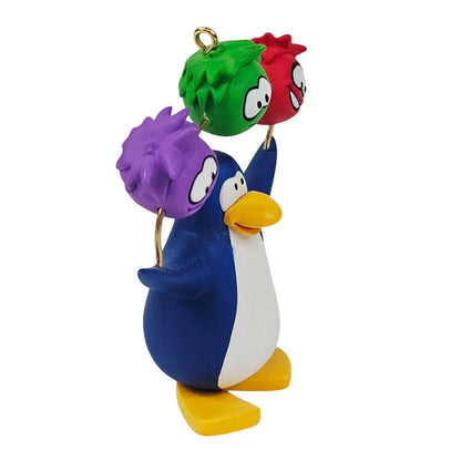 2009 Club Penguin Hallmark Ornament (Penguins) QXD2165