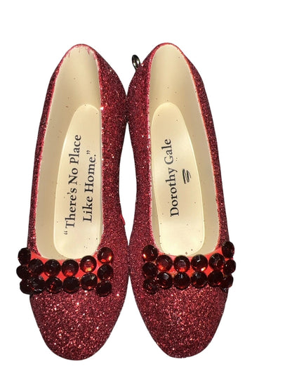2009 Dorothy's Ruby Slippers Hallmark Ornament (The Wizard of Oz) QXE3082