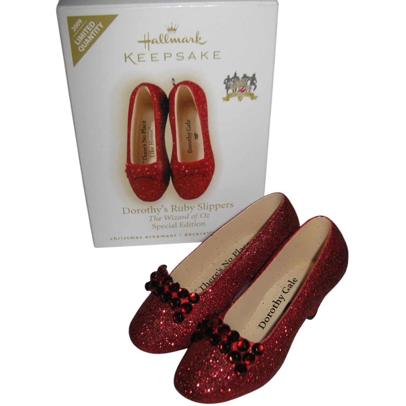 2009 Dorothy's Ruby Slippers Hallmark Ornament (The Wizard of Oz) QXE3082
