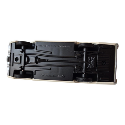 2009 (1963) Thunderbird Sports Roadster (Classic American Cars)