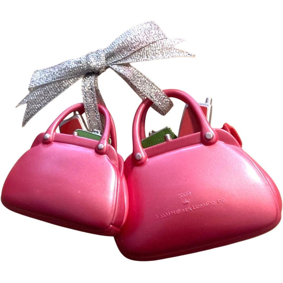 2009 Like Mother, Like Daughter Hallmark Ornament (Family) QXG6712