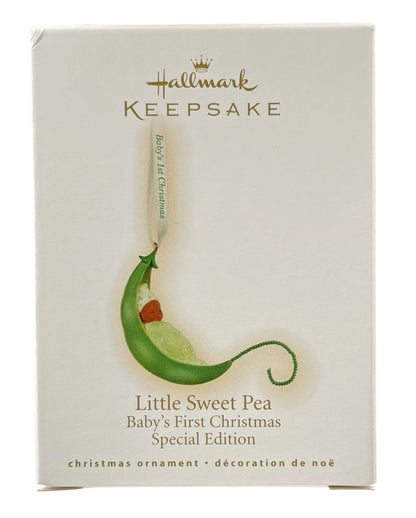 2009 Little Sweet Pea Hallmark Ornament (Baby's First Christmas) QXG6522