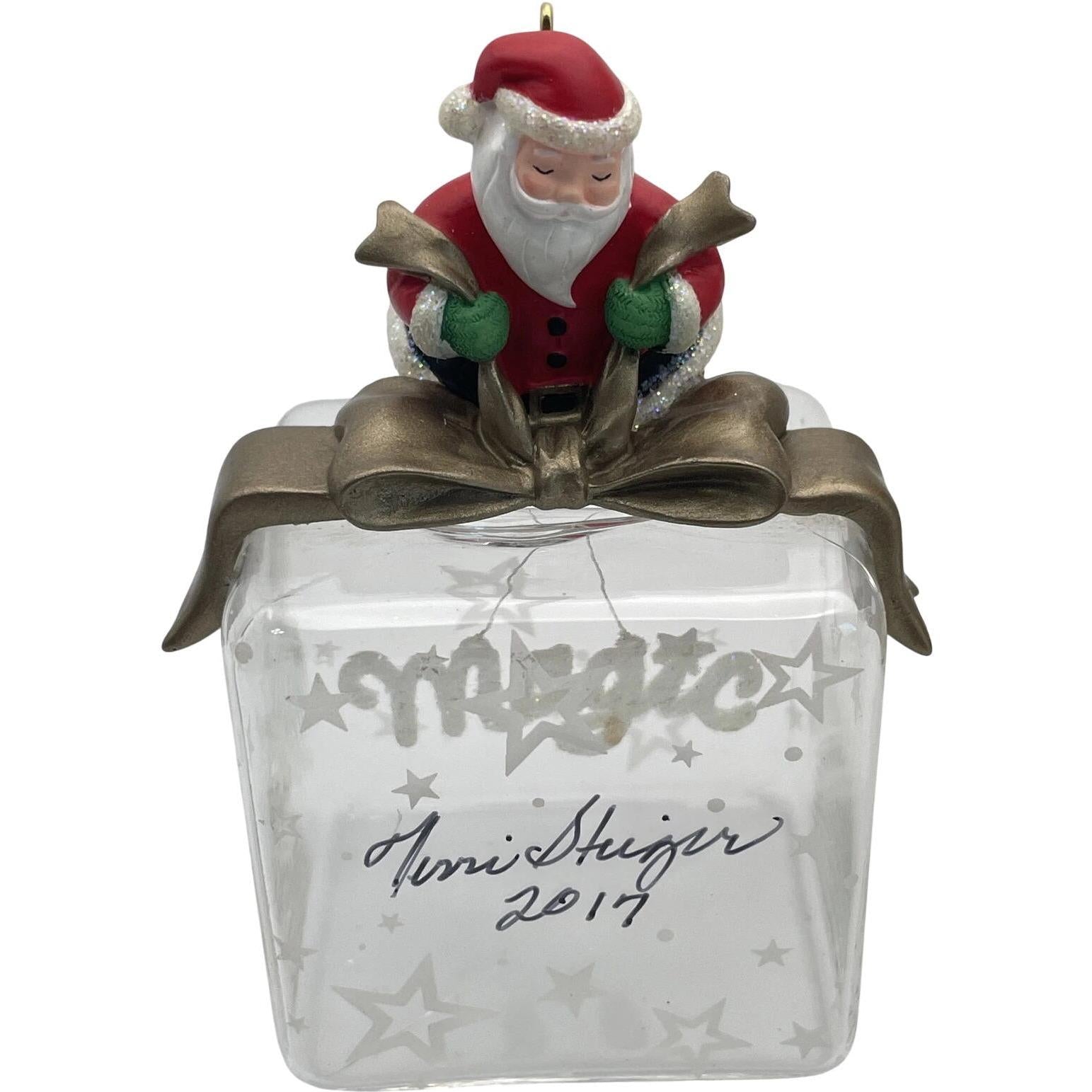 2009 Santa's Magic Touch Hallmark Ornament (Santa Claus) QHC4032