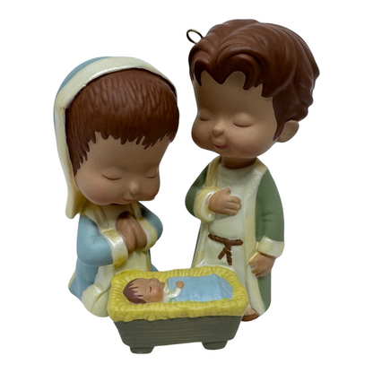 2009 A Newborn Blessing Hallmark Ornament (Mary's Angels Nativity) QXC9015