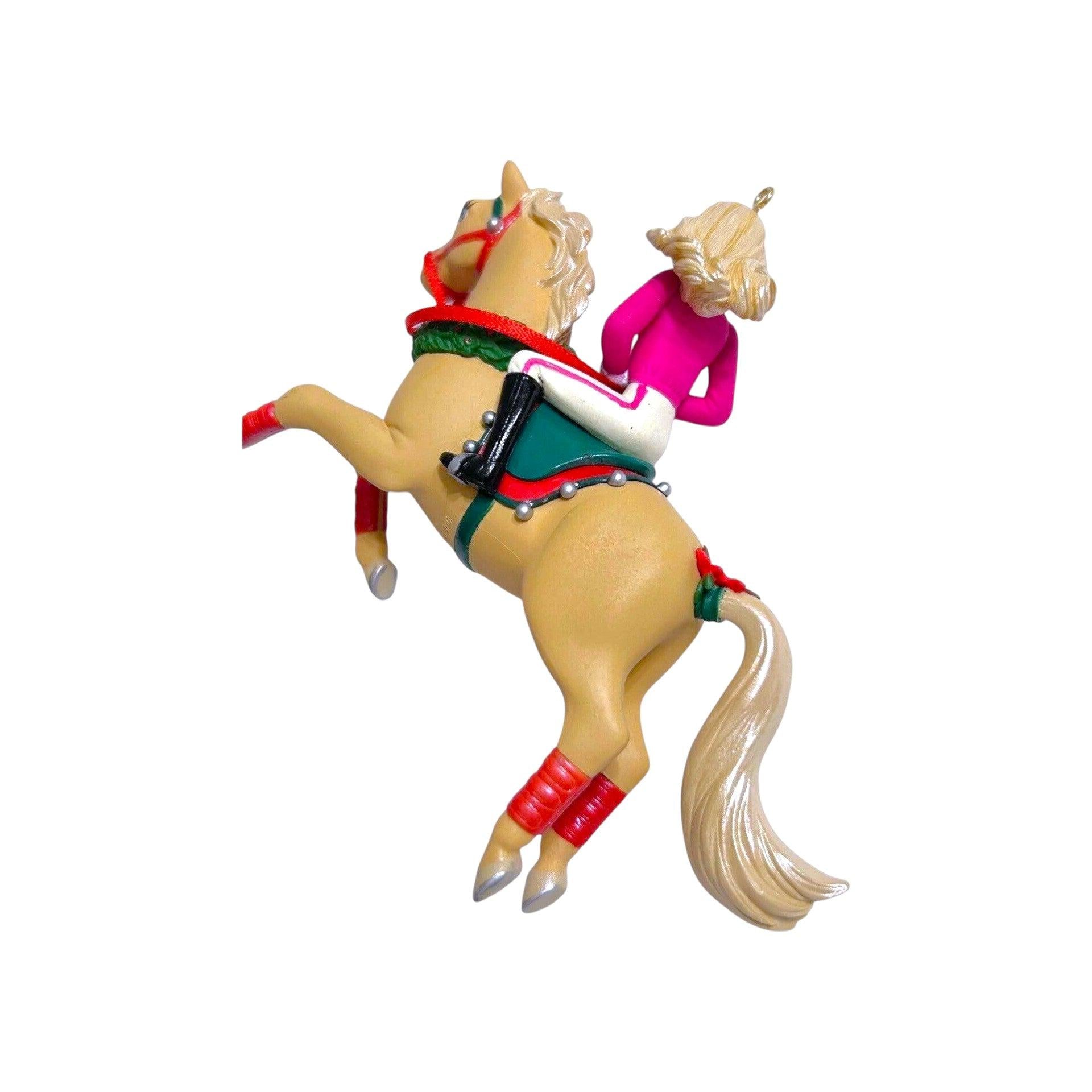2009 Best in Show Hallmark Ornament (Barbie) QXI1052 Image4