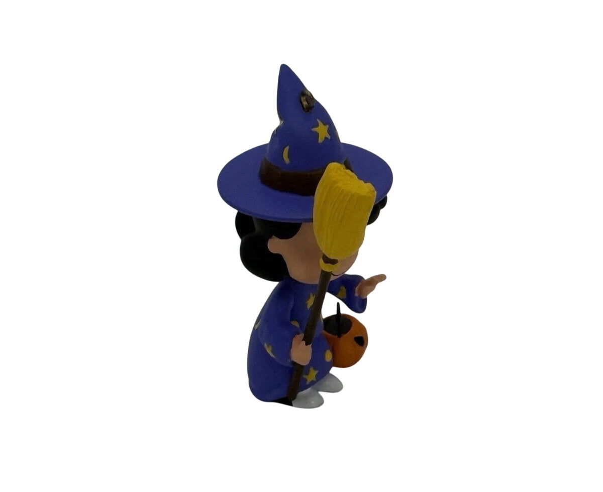 2009 Bewitching Lucy Hallmark Ornament (Peanuts) QFO4012 Image5