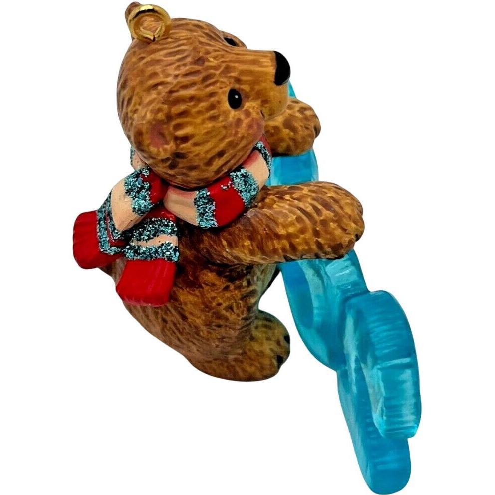 2009 Cool Decade #10 - Bear Hallmark Ornament (Cool Decade) QX8032