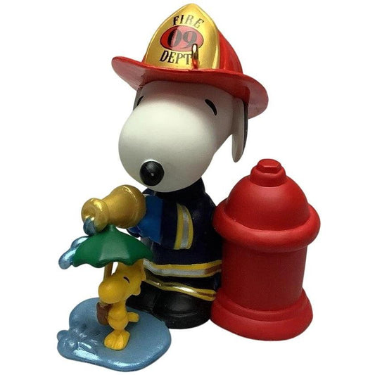 2009 Firefighter Snoopy (Spotlight on Snoopy)