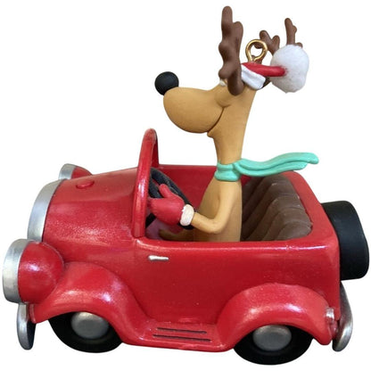 2009 Grandma Got Run Over By a Reindeer Hallmark Ornament (Reindeer) QSR4555
