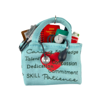 2009 Health Care Pros Hallmark Ornament (Healthcare Workers) QXG6662 Image1