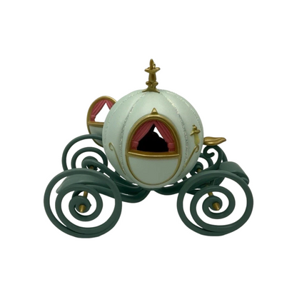 2009 Her Moment to Shine Hallmark Ornament (Cinderella) QXD2082 Image4
