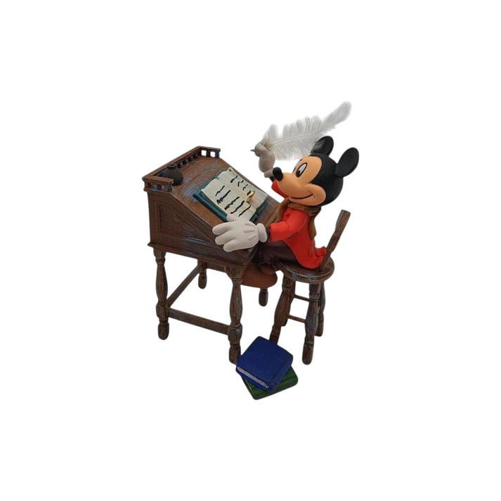 2009 Mickey as Bob Cratchit #1