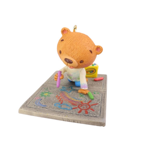 2009 Mommy's Little Artist Hallmark Ornament (Crayola) QXI1265