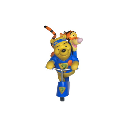 2009 My Friends Tigger and Pooh Hallmark Ornament (Winnie the Pooh) QXD2085 Image3