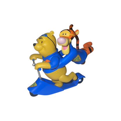 2009 My Friends Tigger and Pooh Hallmark Ornament (Winnie the Pooh) QXD2085 Image4
