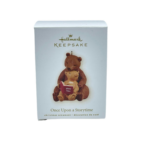 2009 Once Upon a Storytime Hallmark Ornament (Bears) QXG6722