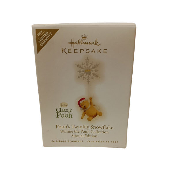2009 Pooh's Twinkly Snowflake Hallmark Ornament (Winnie the Pooh) QXE3072