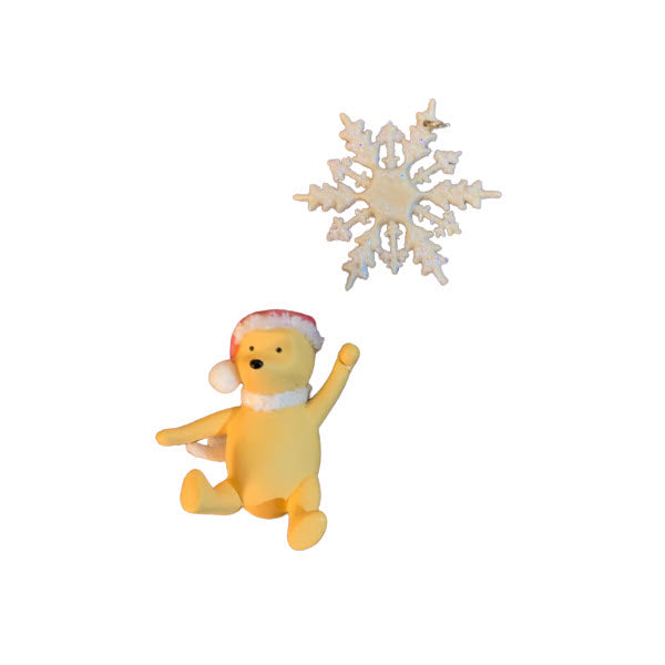 2009 Pooh's Twinkly Snowflake Hallmark Ornament (Winnie the Pooh) QXE3072