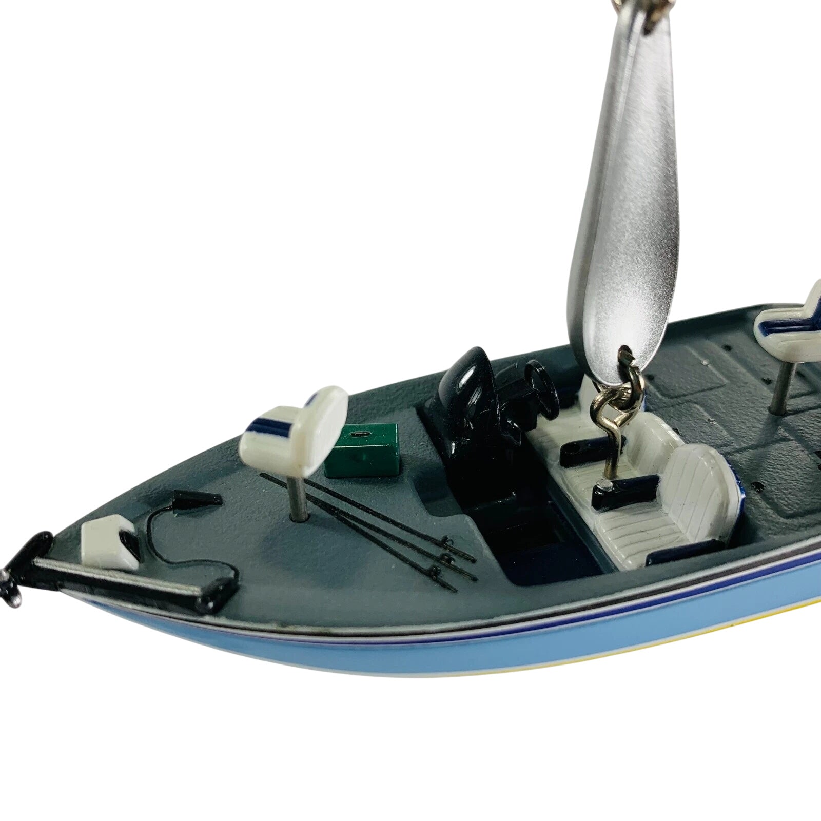 2009 Reelin' in the Good Times Hallmark Ornament (Boat) QXI1212
