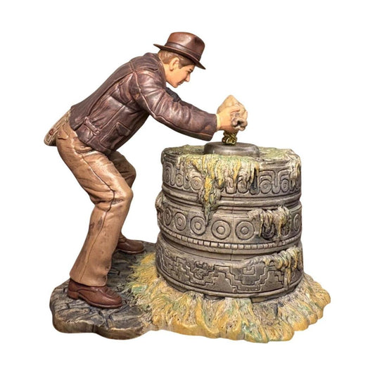 2009 Retrieving the Idol Hallmark Ornament (Raiders of the Lost Ark) QXI1165 Image1