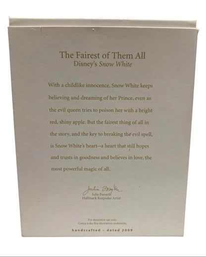 2009 The Fairest of Them All Hallmark Ornament (Snow White) QXD2105 Image5