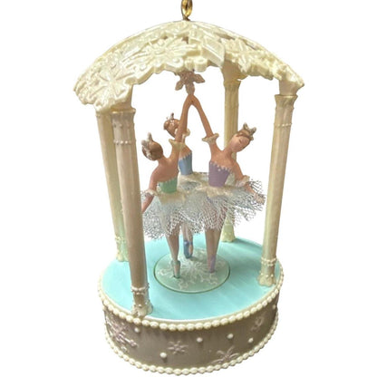 2009 Waltz of the Snowflakes Hallmark Ornament (Ballet) QXG6015