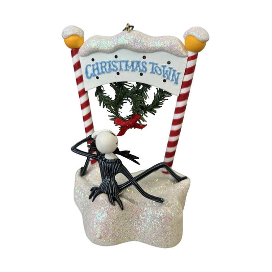 2009 Welcome to Christmas Town Hallmark Ornament (Tim Burton's The Nightmare Before Christmas) QXD2032 Image1
