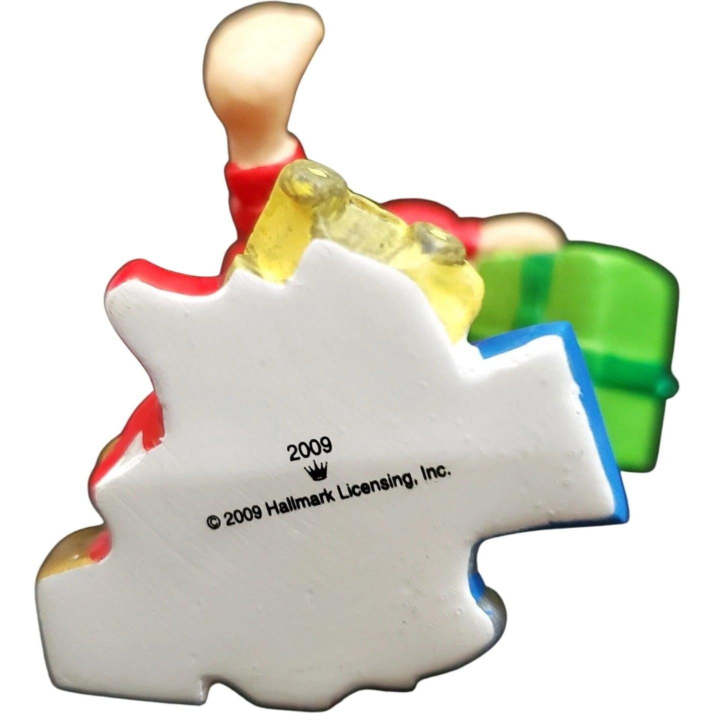 2009 What Could It Be? Hallmark Ornament (Children) QXG7581