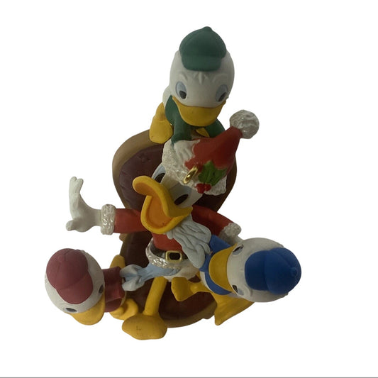 2009 Wise to the Disguise Hallmark Ornament (Donald Duck) QXD2025 Image1