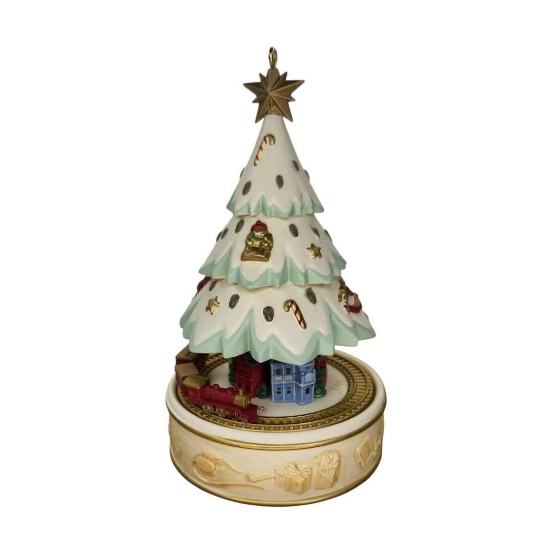 2010 100 Years of Helping You Say It All Hallmark Ornament (Christmas Tree) QXG3403 Image5