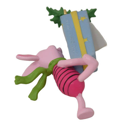 2010 A Friendly Sort of Gift Hallmark Ornament (Winnie the Pooh) QXM9003